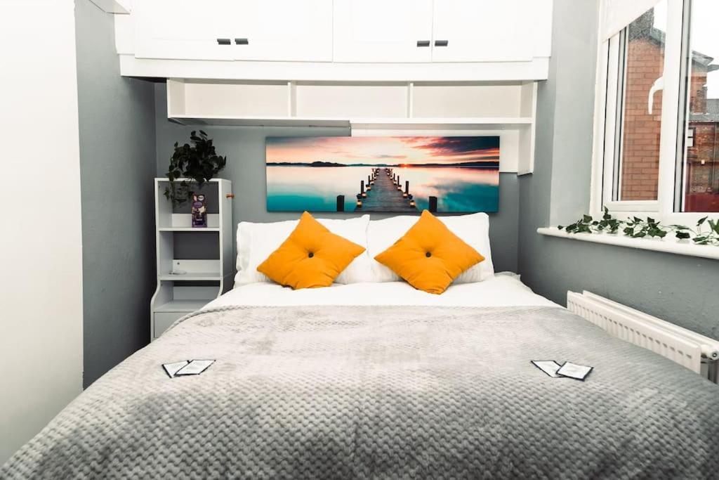 Ferienhaus Elegant 2 Bed With Hot Tub And A Host Of Amenities Liverpool